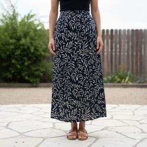 Vintage 90’s Navy Leaf Print Maxi Skirt